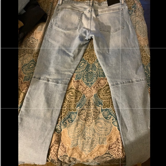 Men’s gently worn jeans! Size 36 - Picture 3 of 3